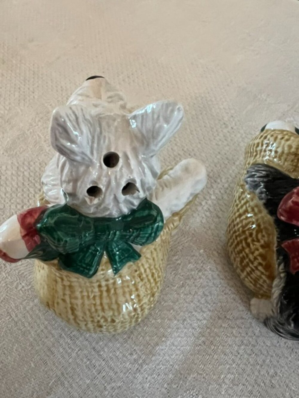 Vtg 1993 OCI Christmas White Westie Black Scottie Salt Pepper Shaker Set - Picture 5 of 9